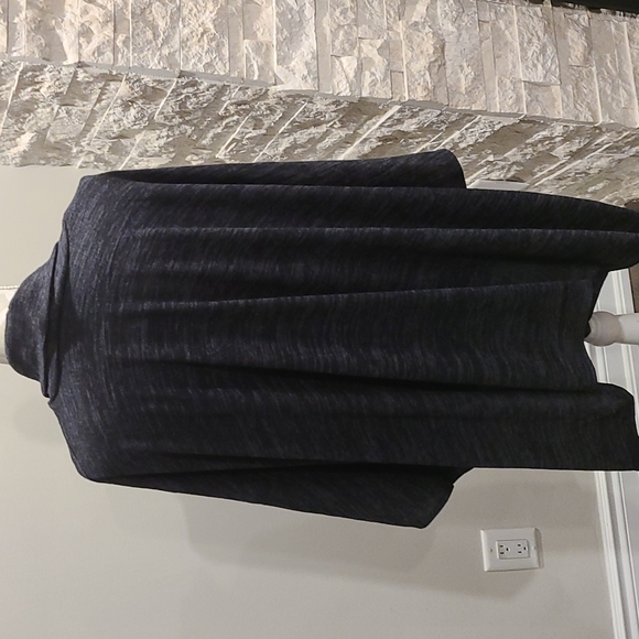 NWOT Mr Max Oversized one sz poncho - Picture 3 of 8